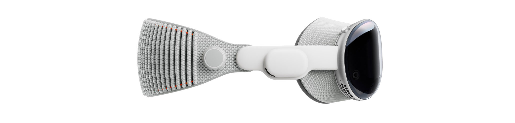 VisionPro: An Apple Marvel So Dazzling It Led Tech Critics Astray from Its Pivotal Flaw